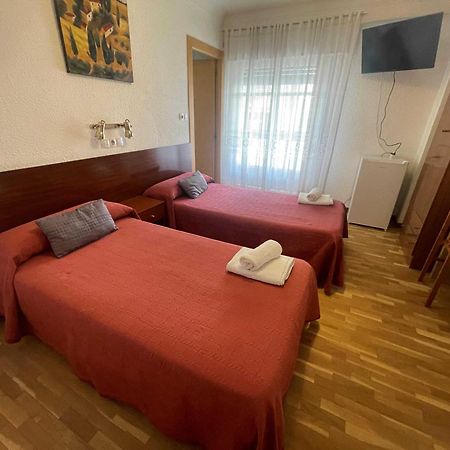 Hostal Cumbre Zaragoza Eksteriør bilde