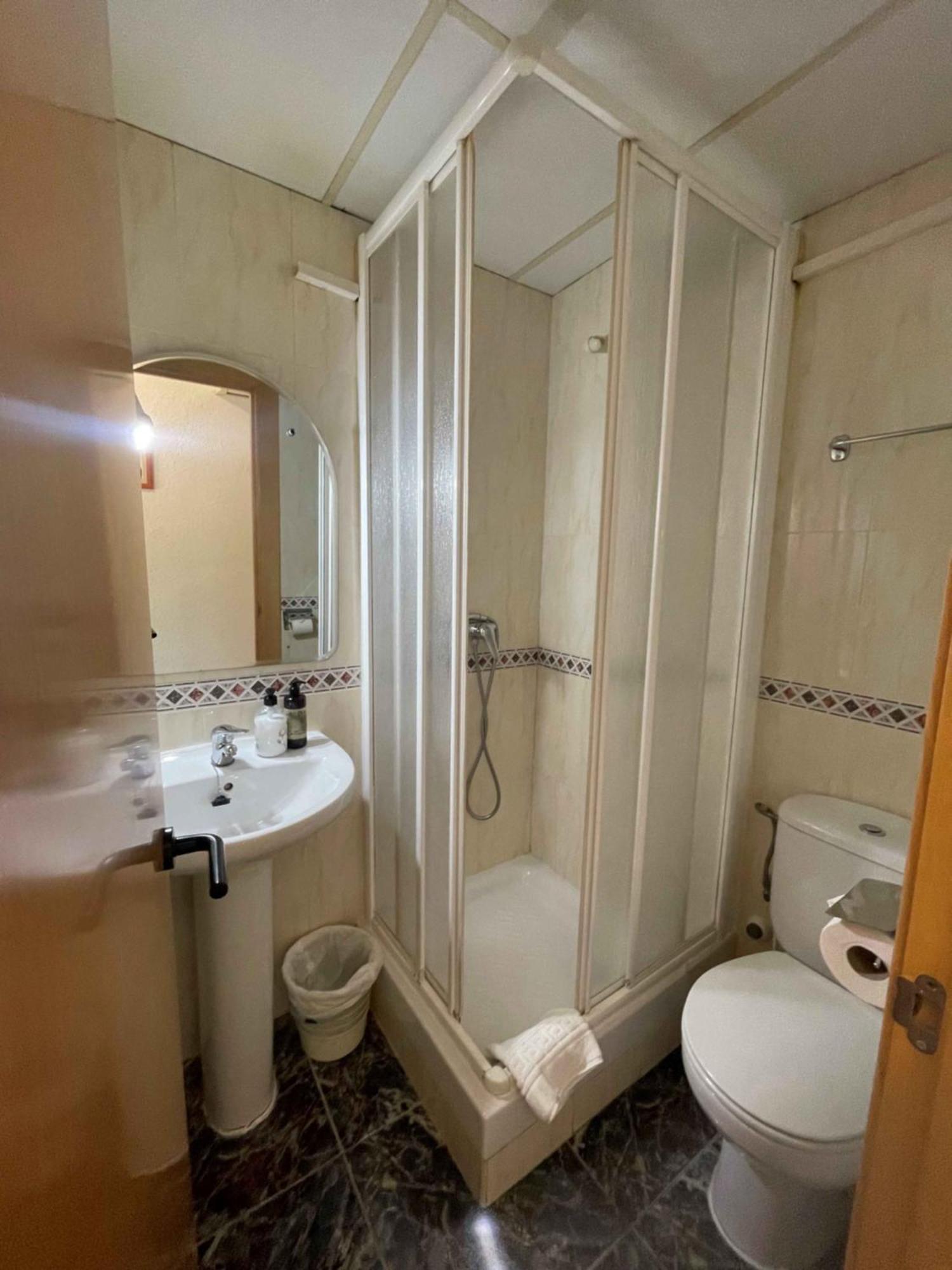Hostal Cumbre Zaragoza Eksteriør bilde