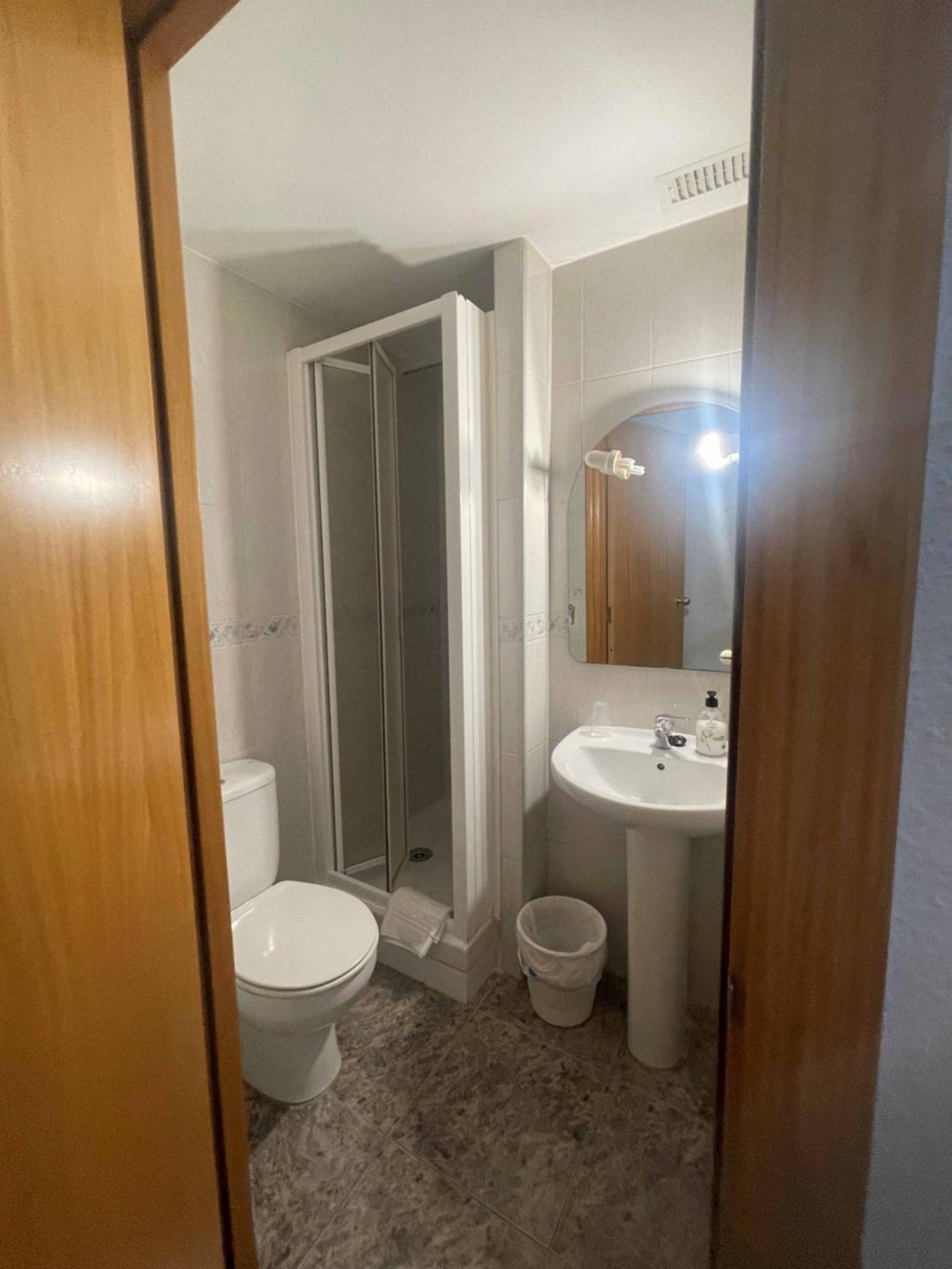 Hostal Cumbre Zaragoza Eksteriør bilde