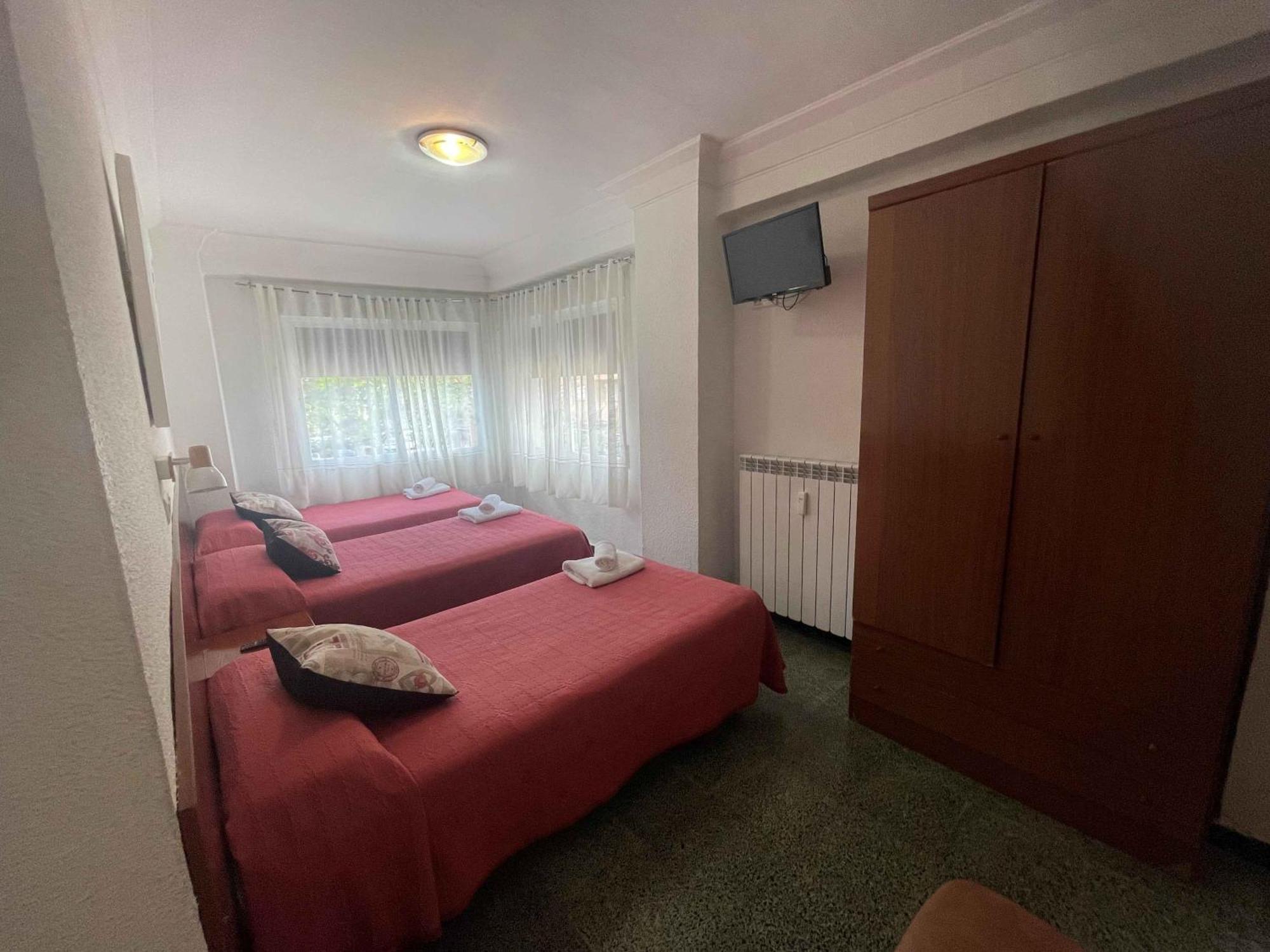 Hostal Cumbre Zaragoza Eksteriør bilde